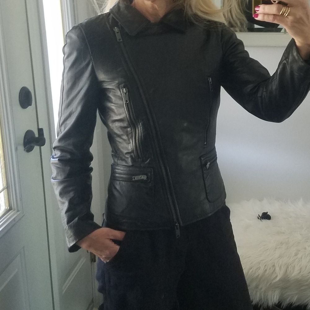 NEW DKNY butter Soft Lamb Skin Leather Moto Motorcycle Biker Jacket - Picture 3 of 17
